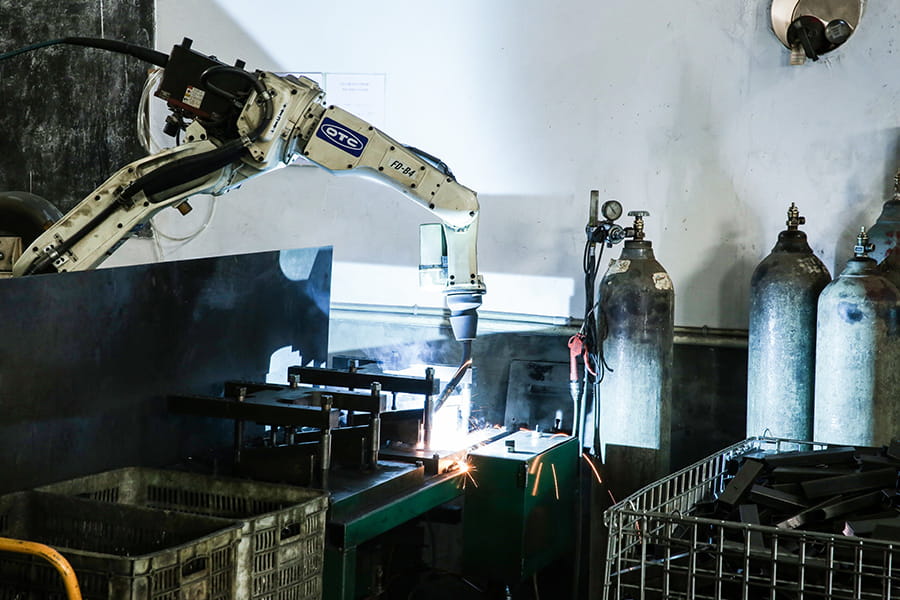 Co2 robot automatic welding machine